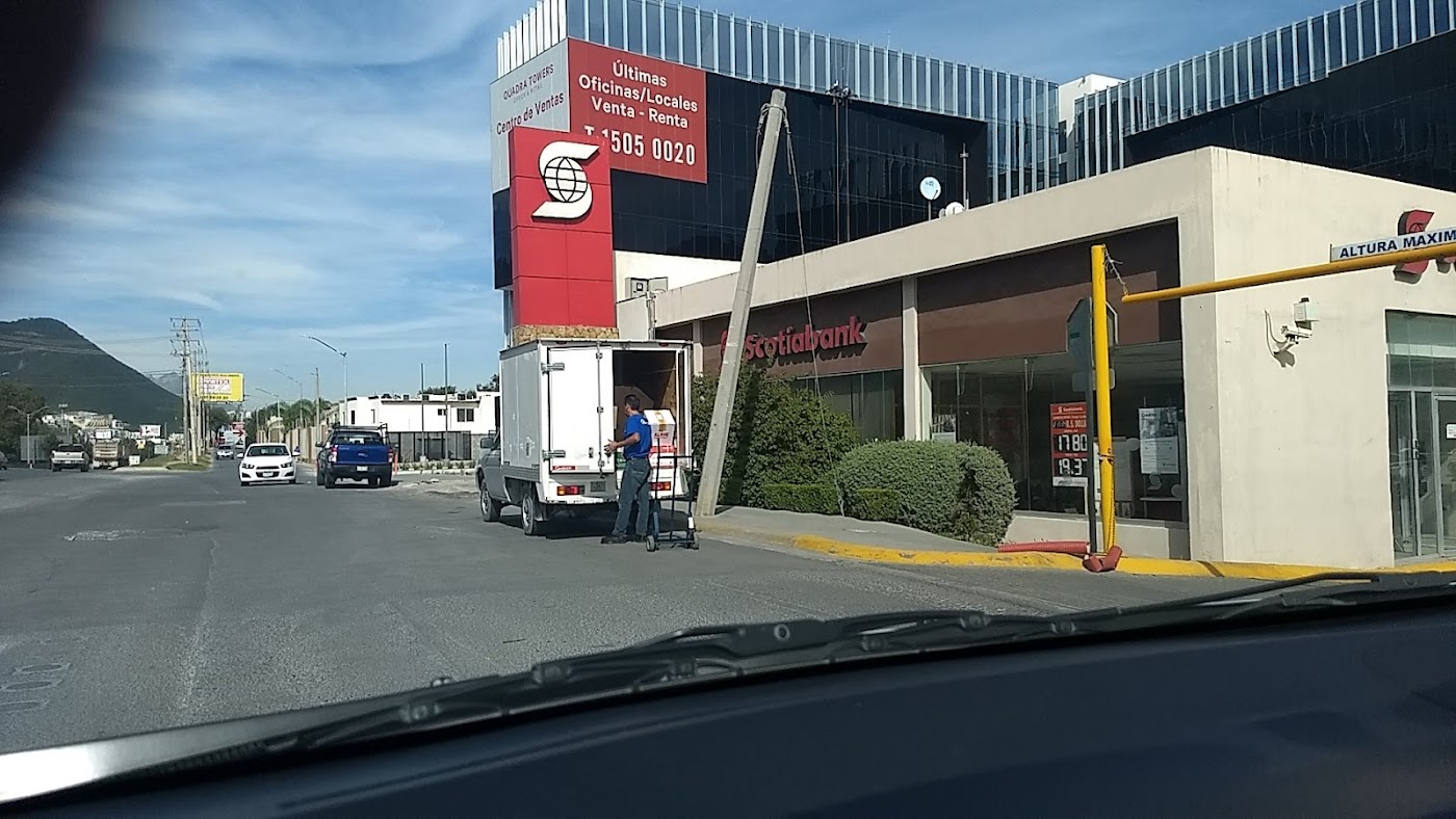 CORPOBELO en Plaza La Rioja, Carretera Nacional, Monterrey