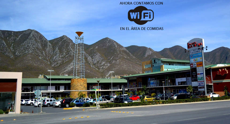 Vista desde Carretera Nacional con sierra de fondo