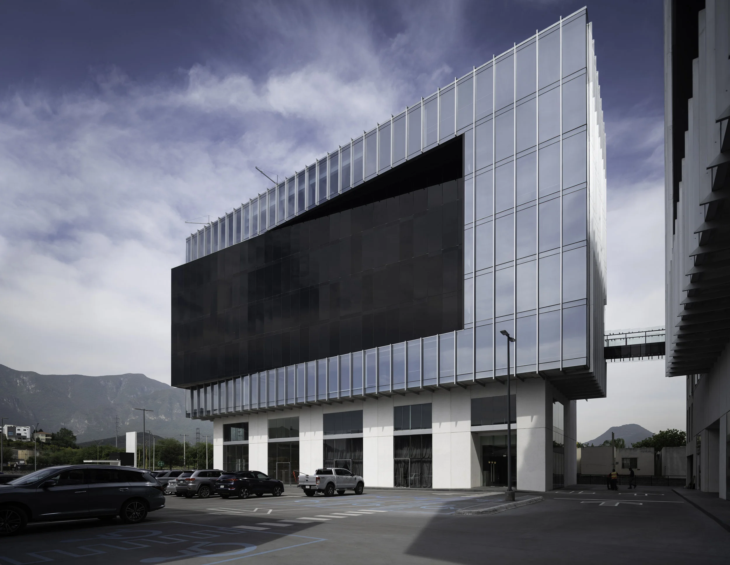 Quadra Towers centro de negocios